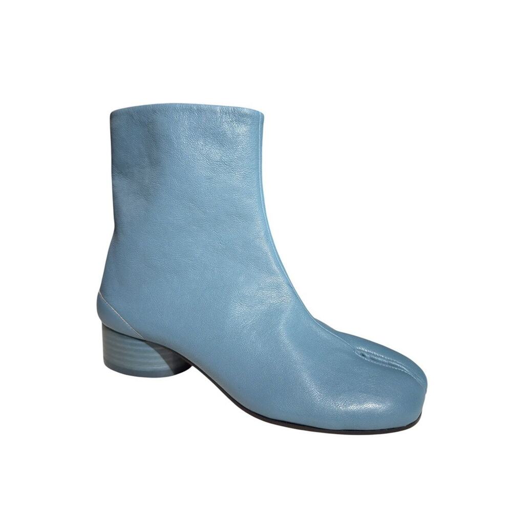 Leather Tabi heeled boot